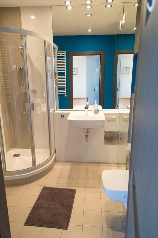 Modern Apartment In City Center คราคูฟ ภายนอก รูปภาพ
