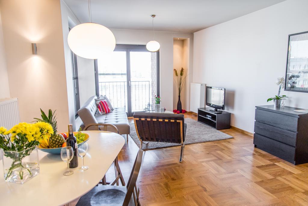 Modern Apartment In City Center คราคูฟ ภายนอก รูปภาพ